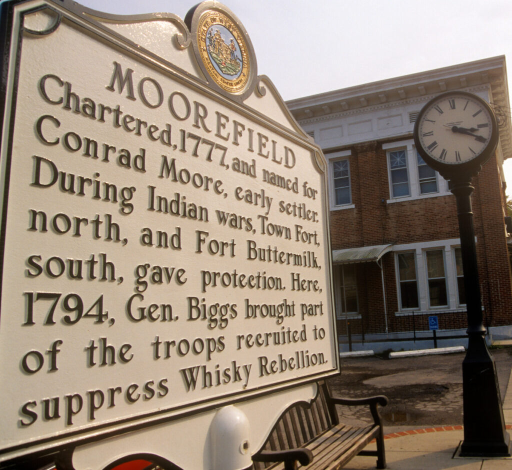 Commemorative plaque in Moorefield, WV